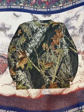 Mossy Oak Break-Up Camouflage Long Sleeve Pocket Tee